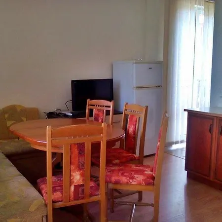 Apartment 77